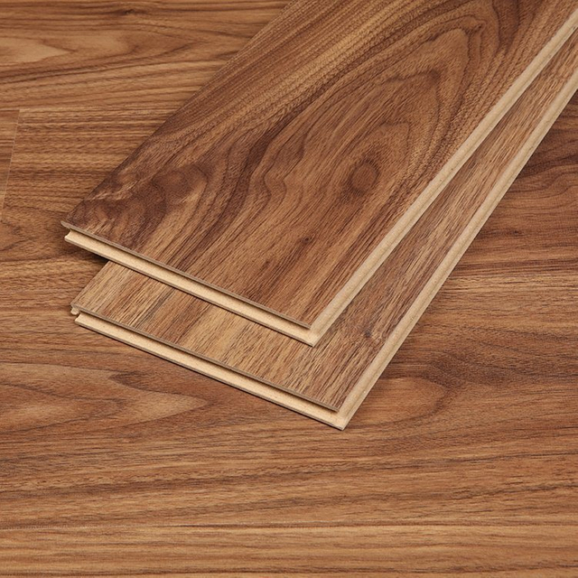 New Arrival HDF Hardwood Oak Flooring Laminate Flooring