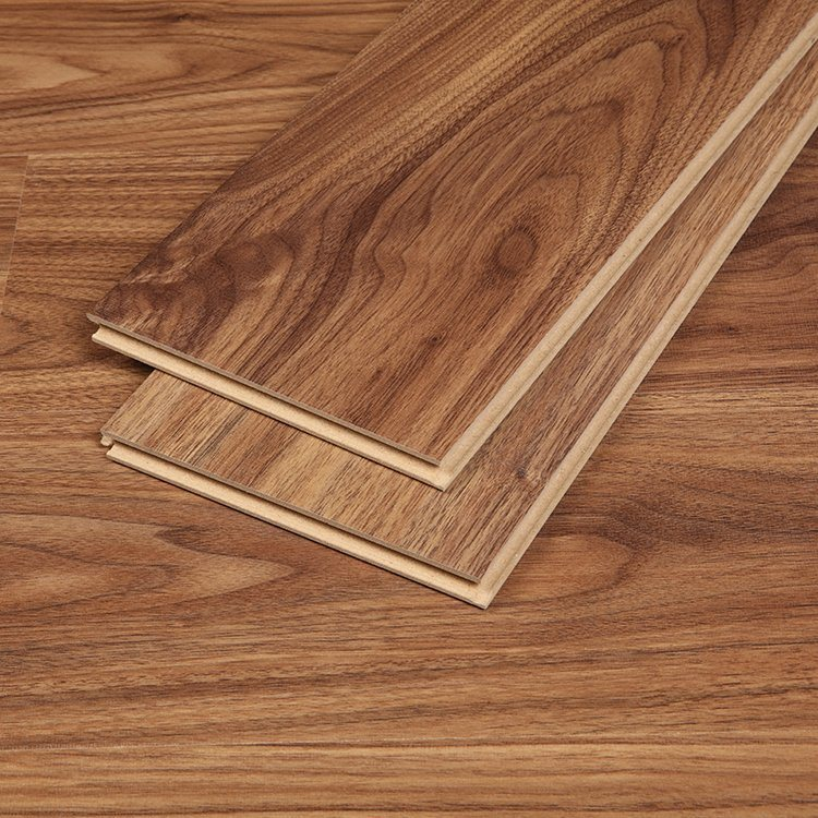 New Arrival HDF Hardwood Oak Flooring Laminate Flooring